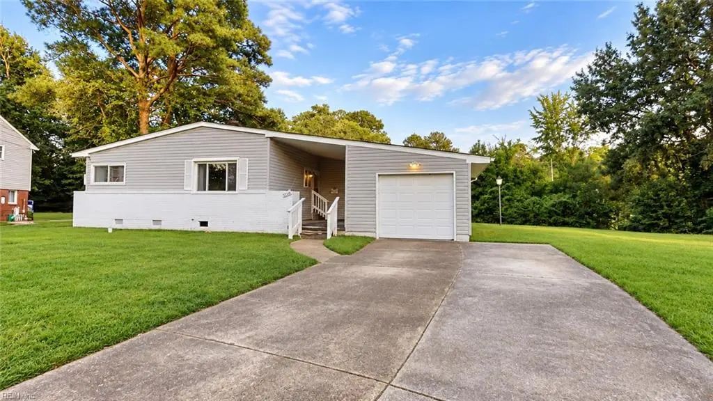 300 Pepper Mill Ct, Norfolk