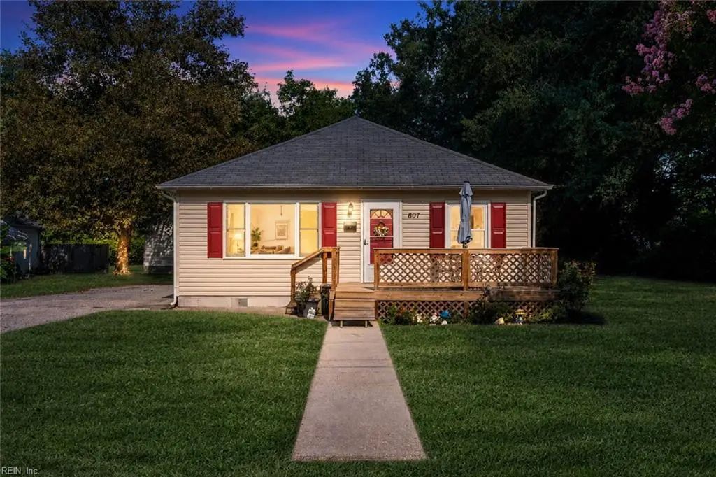 607 Warwickshire Ct, Newport News