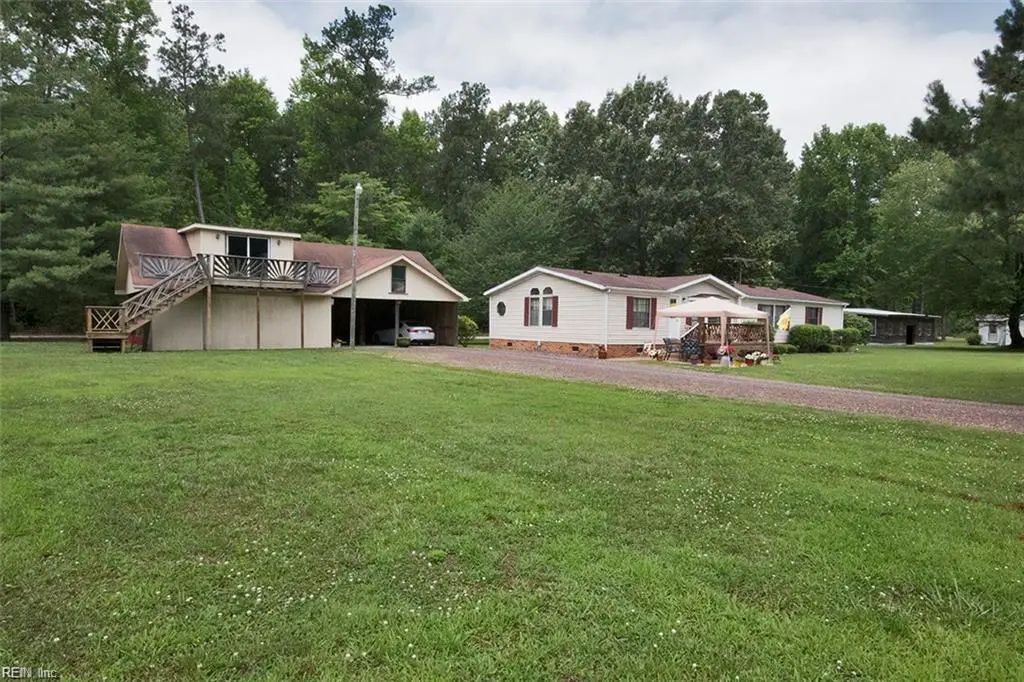 237 Abbey Ln, Mathews County