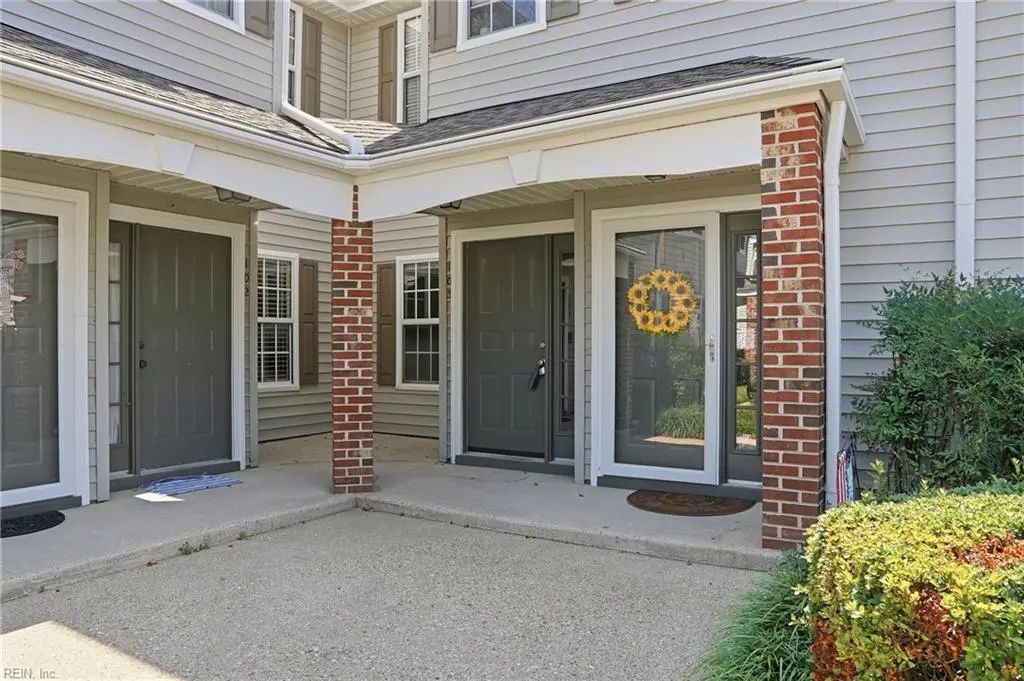 4950 Cypress Point Cir, Virginia Beach
