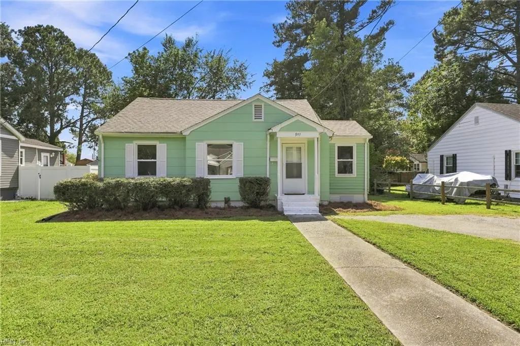 911 Bartlett Ave, Elizabeth City