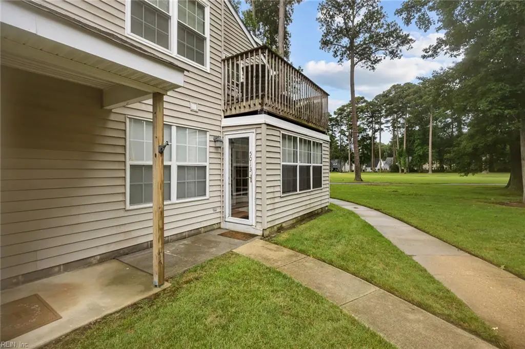 5013r Thatcher Way, Virginia Beach