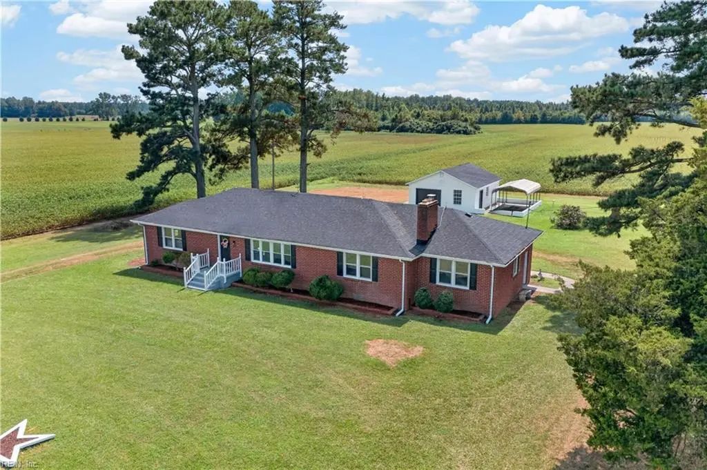 8469 Gates Rd, Suffolk