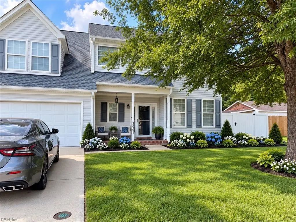2001 Woodshire Way, Suffolk