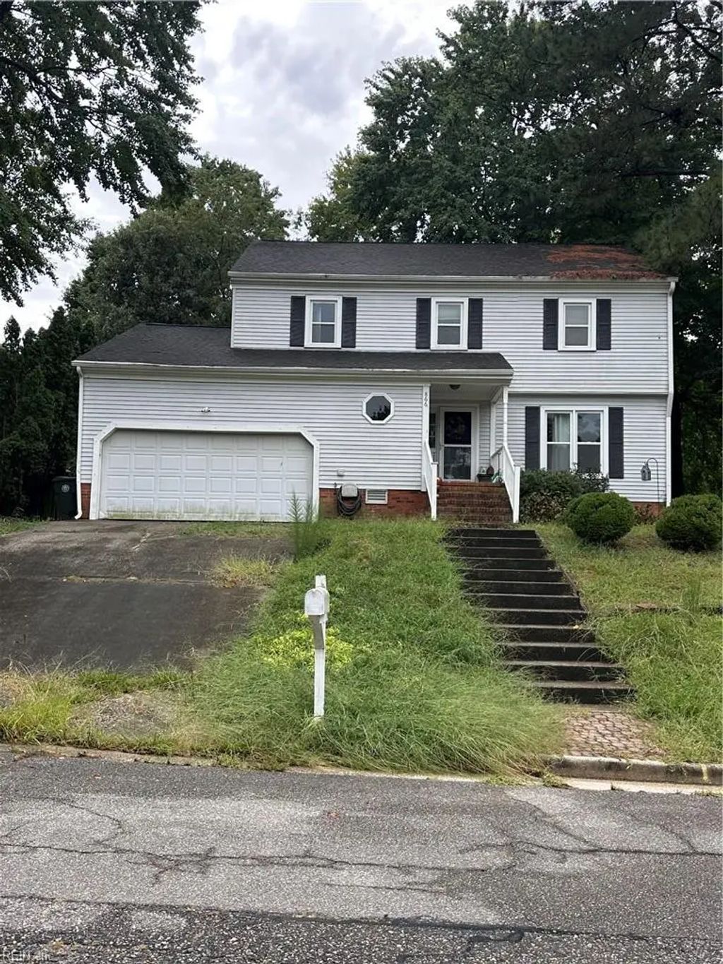 866 Garrow Rd, Newport News