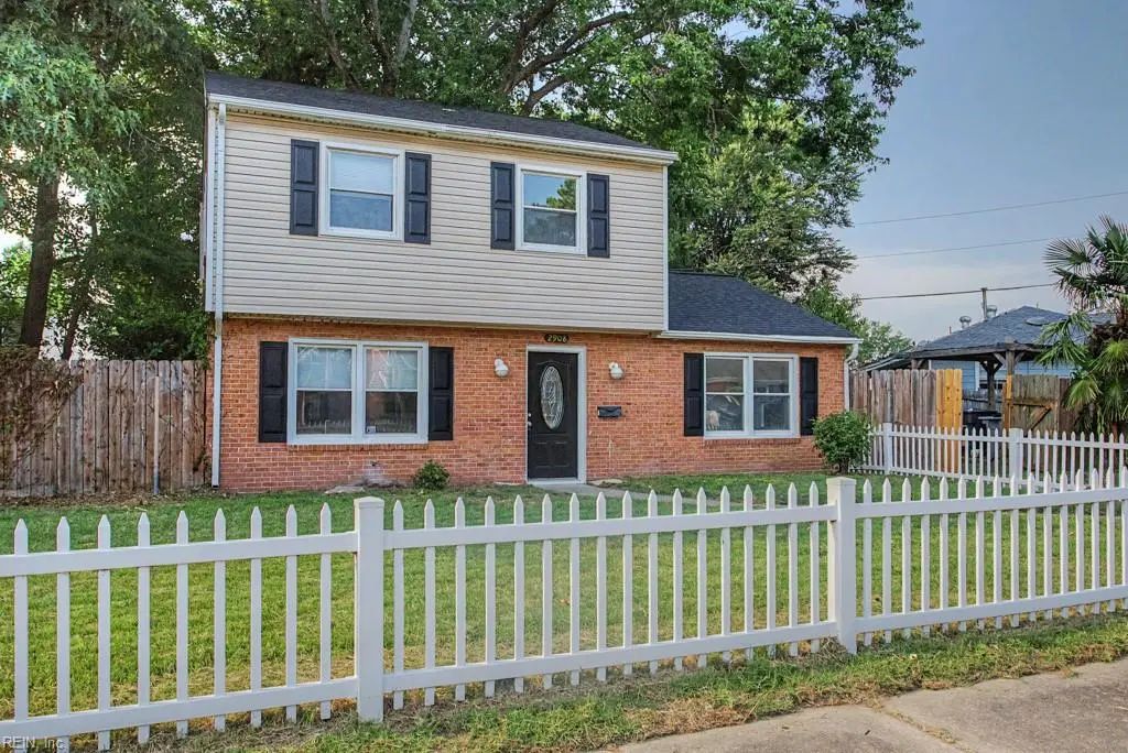 2908 Bending Oak Dr, Hampton