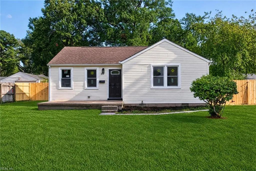 802 Paul St, Newport News