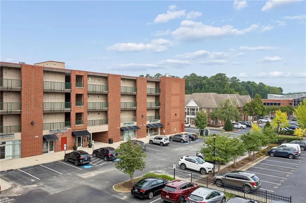 230 Nat Turner Blvd, Newport News