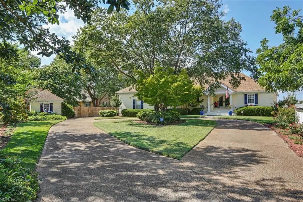 70 Old Meribeth Rd, Hampton