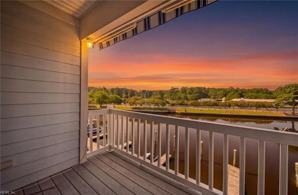 7 Harbor Watch Dr, Chesapeake