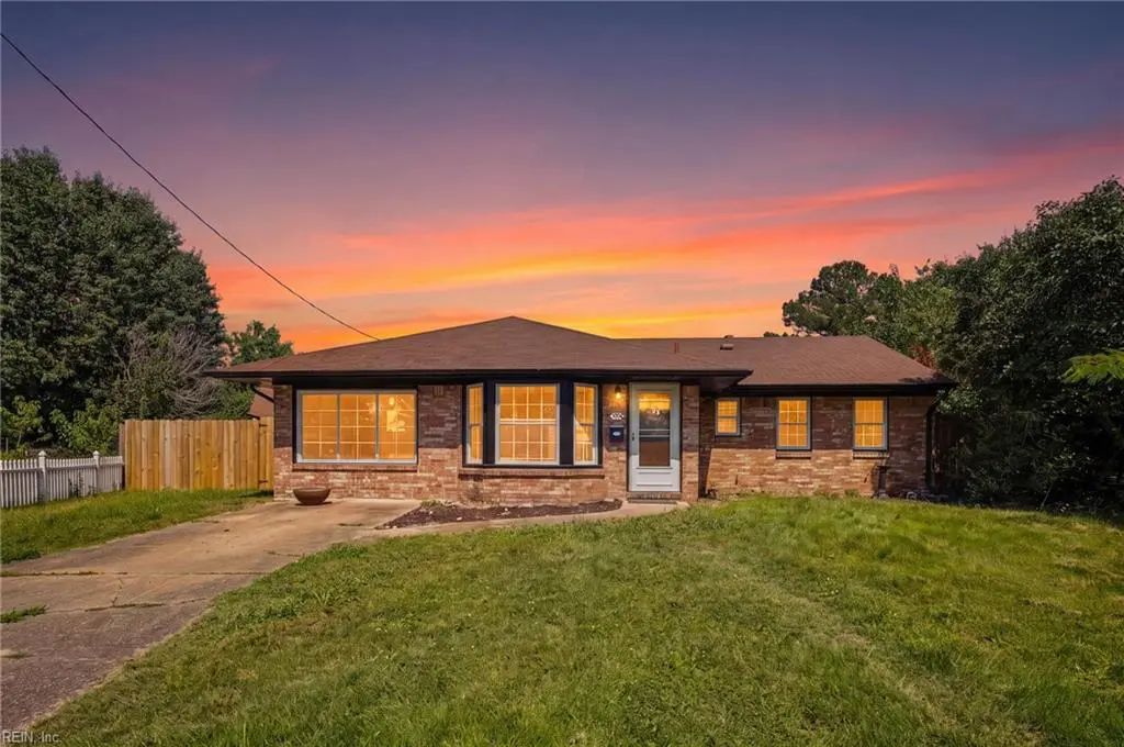 5004 Westgrove Cir, Virginia Beach