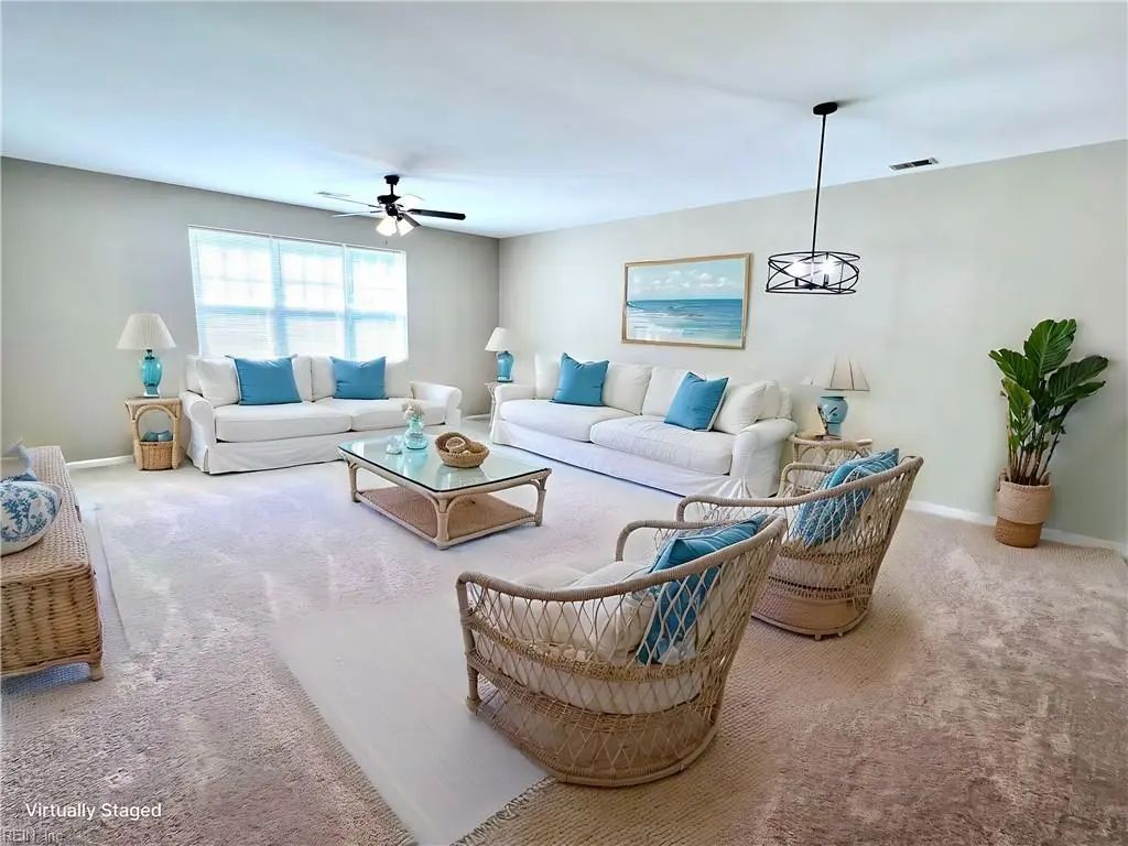 924 Southmoor Dr, Virginia Beach