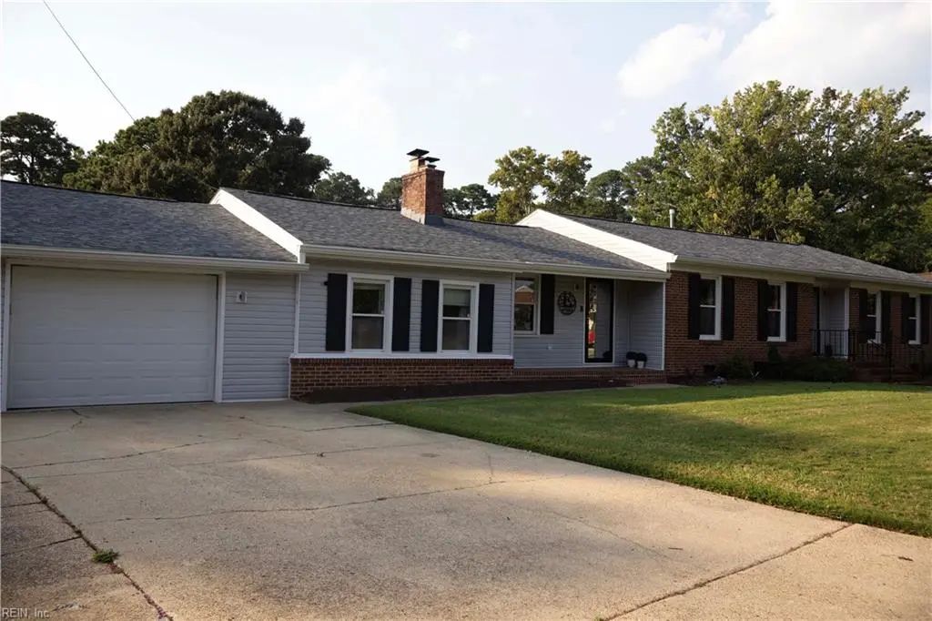 2708 Meadow Dr W, Chesapeake