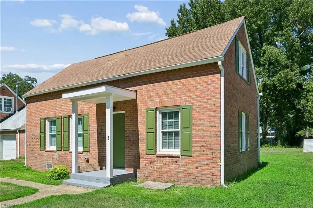 3 E Davis Rd, Hampton