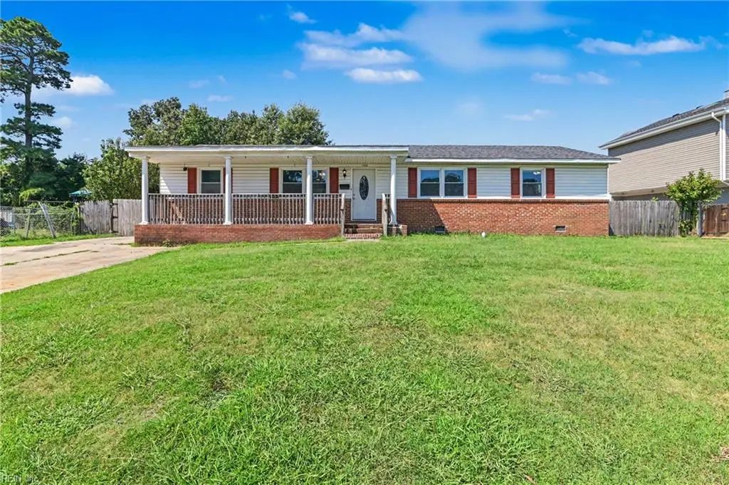 1102 Carrington Cres S, Portsmouth