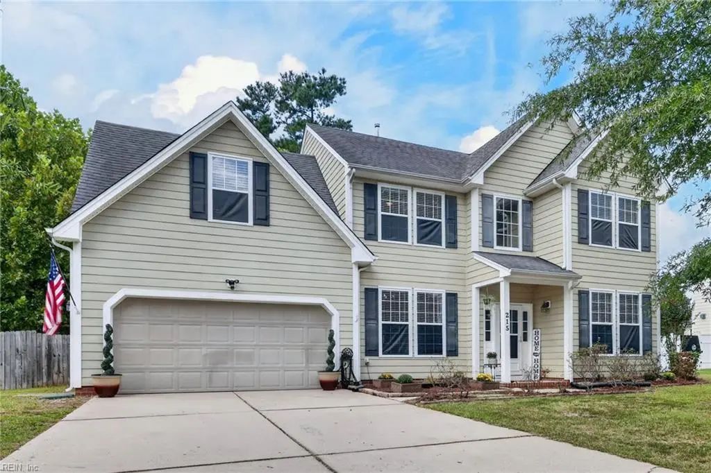 215 Tracy Dr, Suffolk