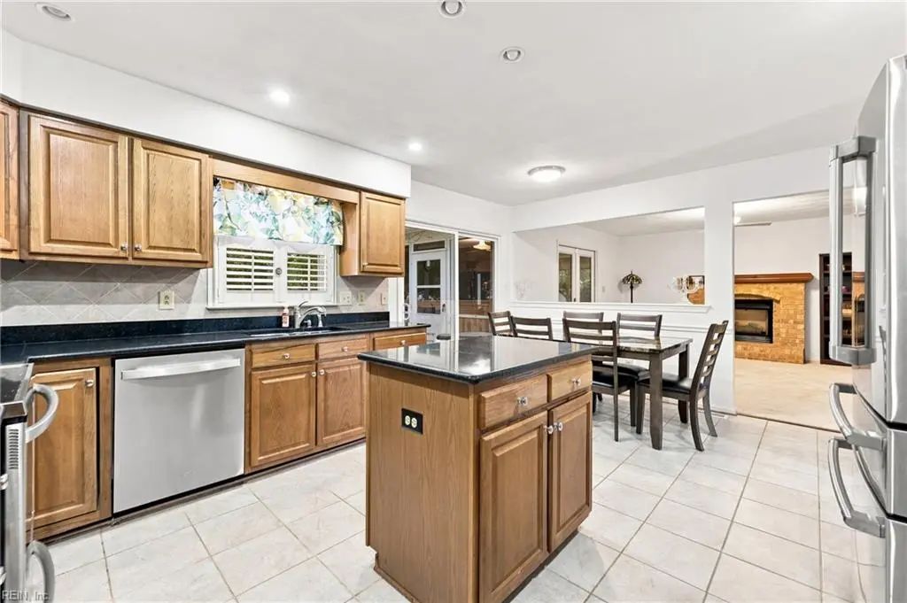 641 Edgewood Arch, Chesapeake