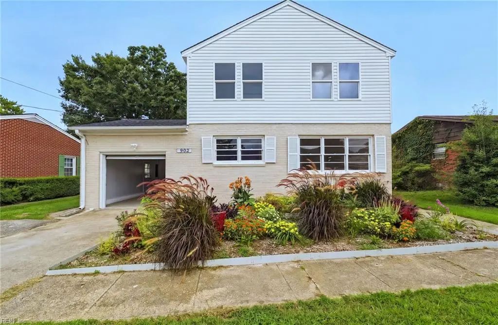 902 Center Ave, Newport News