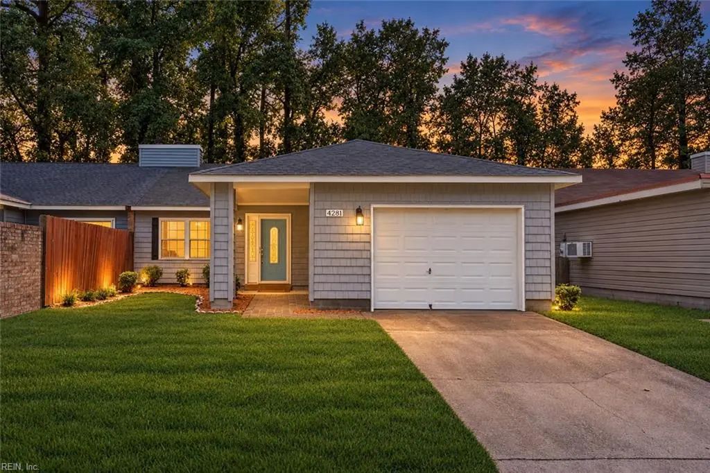 4281 Smokey Lake Dr, Virginia Beach