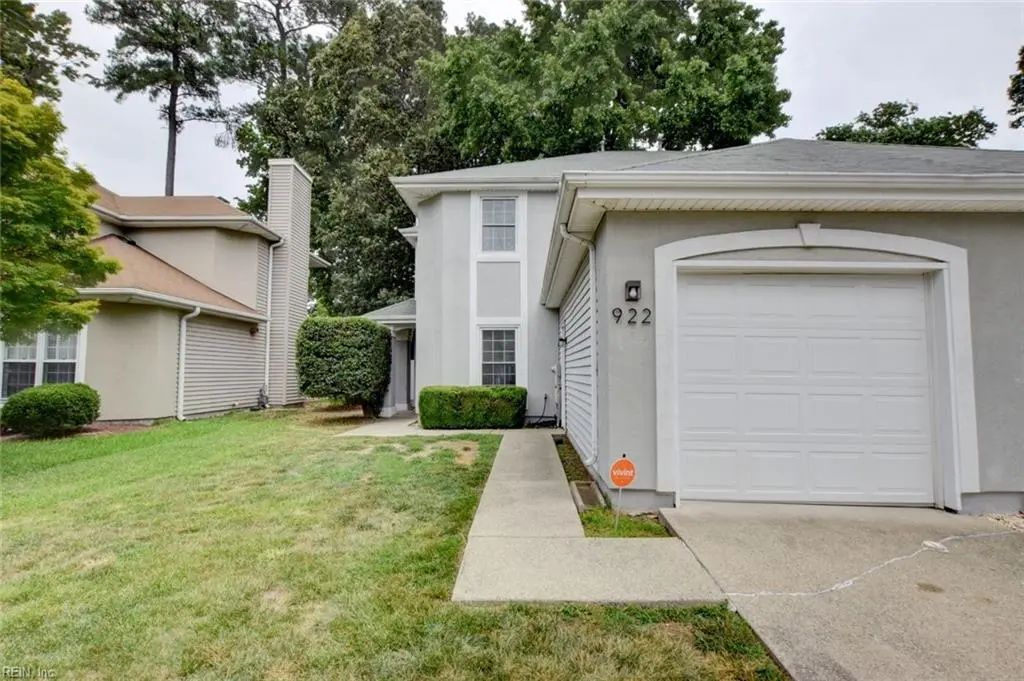 922 Willow Pt, Newport News