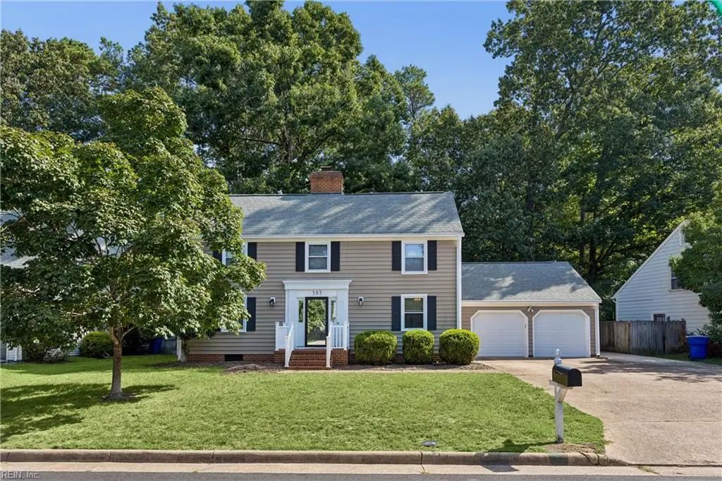 585 Crown Point Dr, Newport News