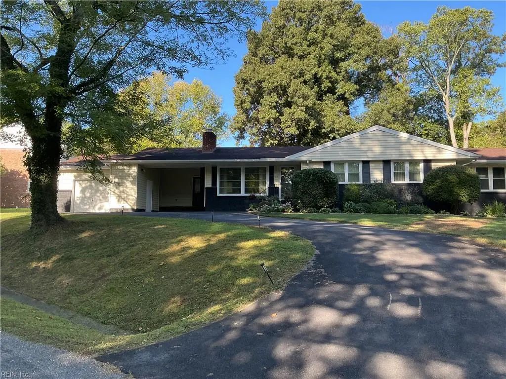 128 Davis Dr, James City County