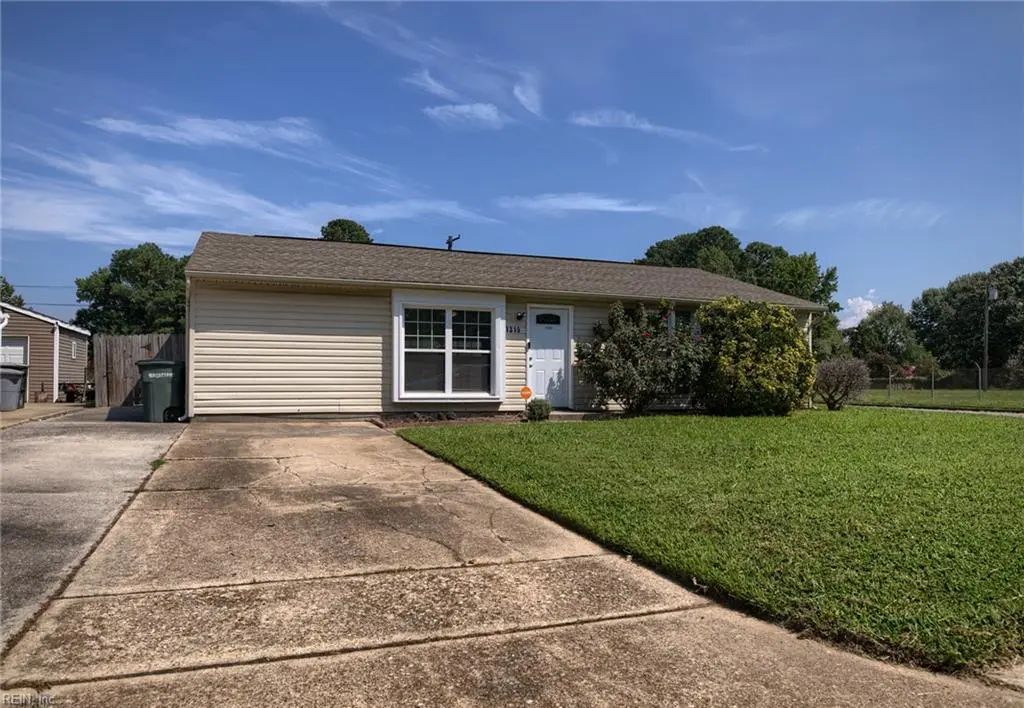 1319 Caldwell Dr, Hampton