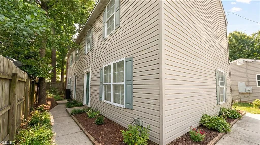 739 S Rosemont Rd, Virginia Beach