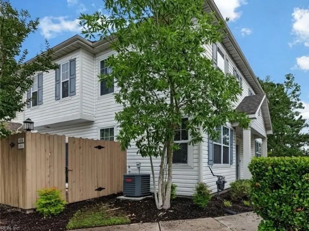 1680 Halesworth Ln, Virginia Beach