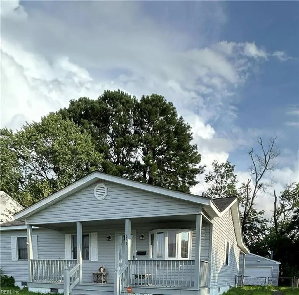 833 Thames Dr, Hampton