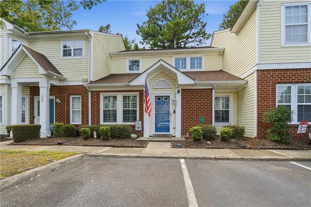 504 Tunnel Ct Ct, Chesapeake
