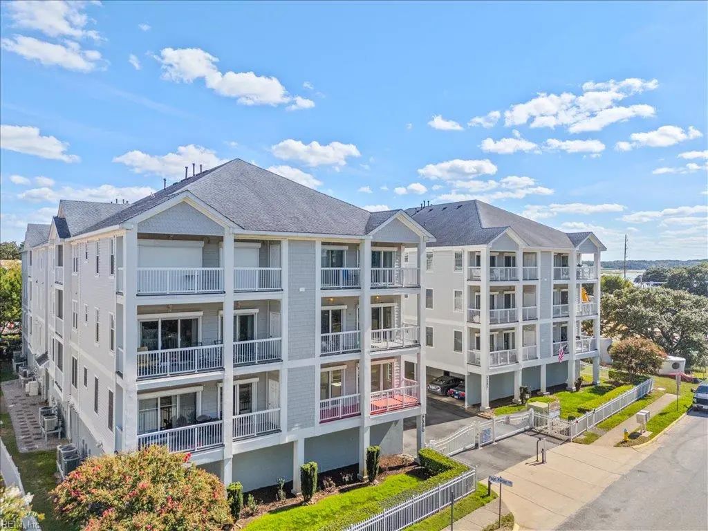 2300 Page Harbor Lndg, Virginia Beach
