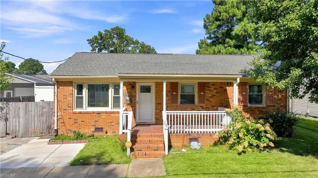 210 Daniel Way, Portsmouth