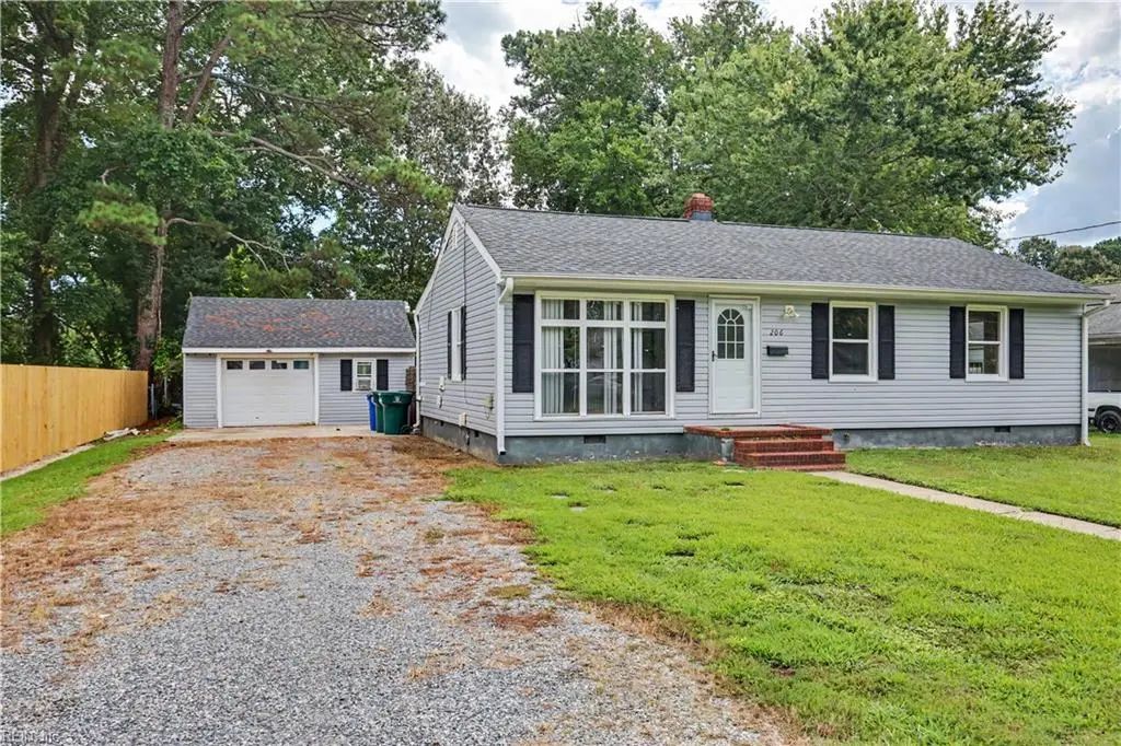 206 Pine Grove Rd, Newport News