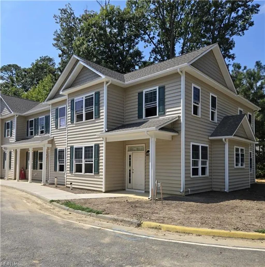 201 Patriots Village Ct, King William County