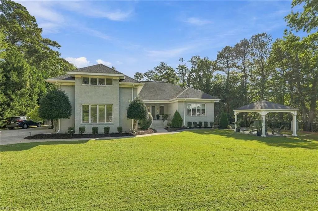 700 Linbay Dr, Virginia Beach