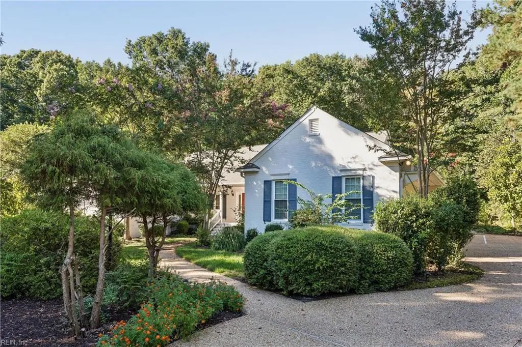 111 Montrose, James City County