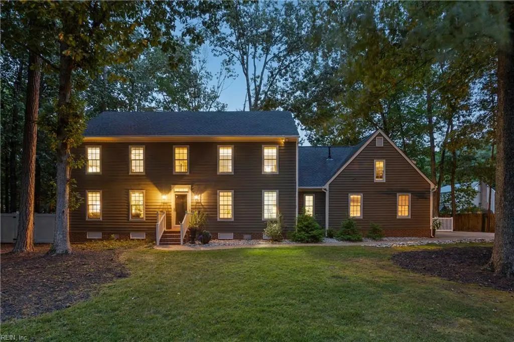 103 Lands End Dr, James City County