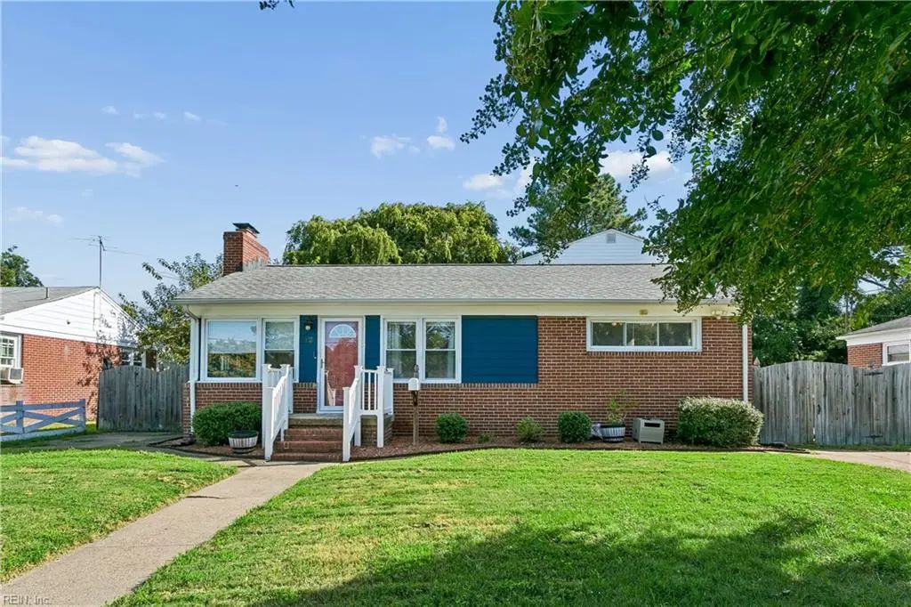 12 Markham Dr, Hampton
