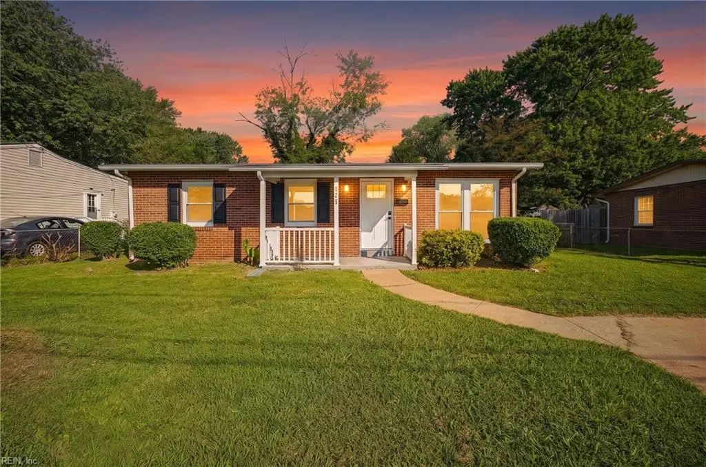 121 Phillips Ln, Newport News