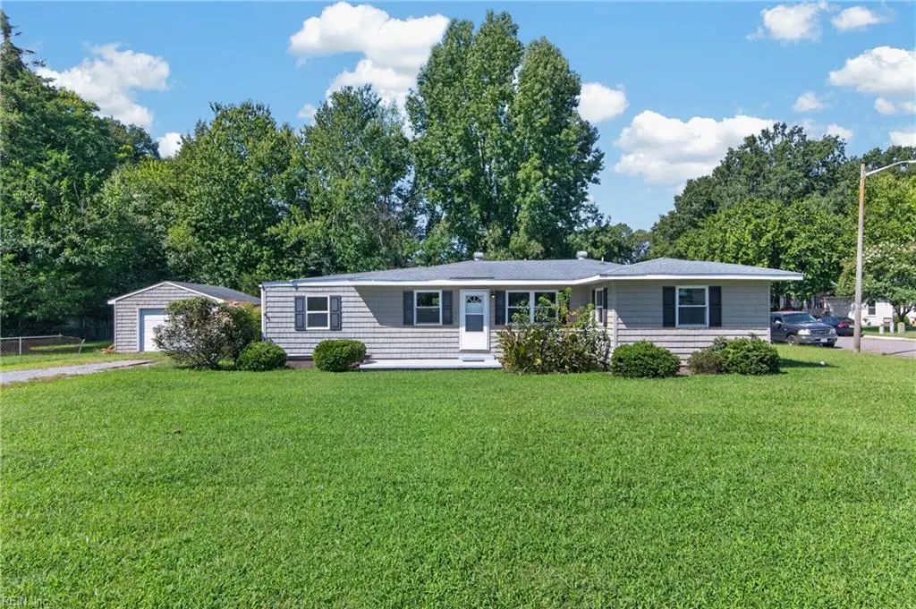 523 Reddick Rd, Newport News