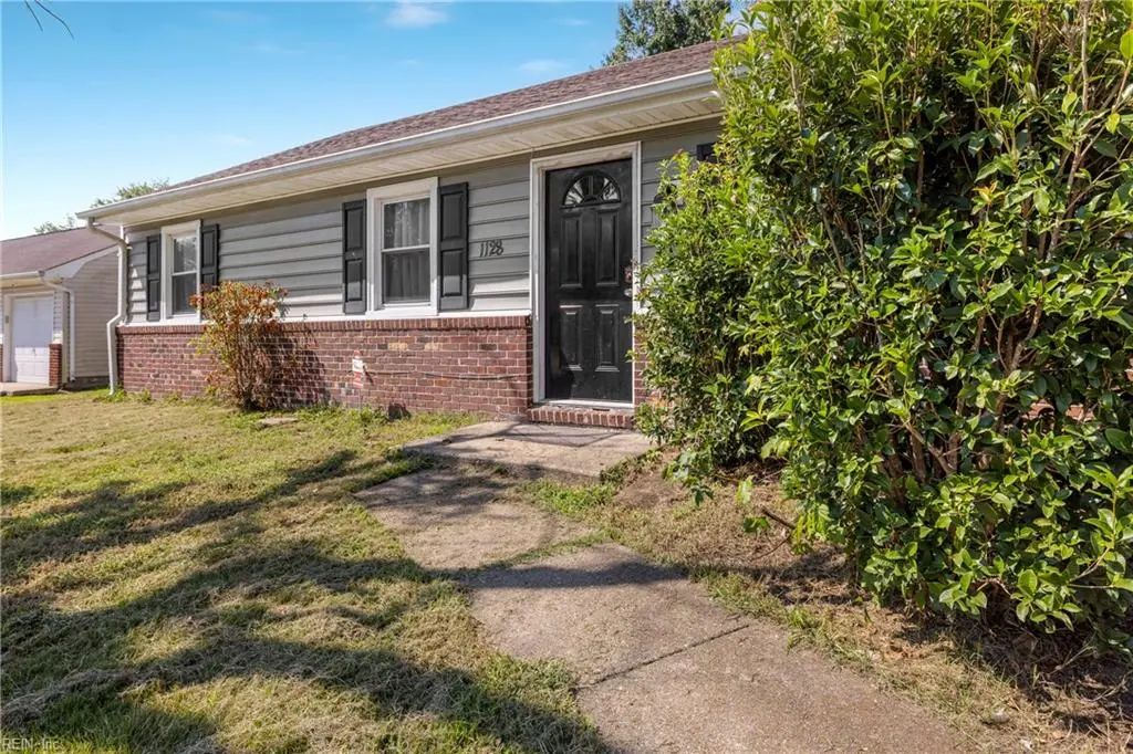 1128 Sir Galahad Dr, Chesapeake