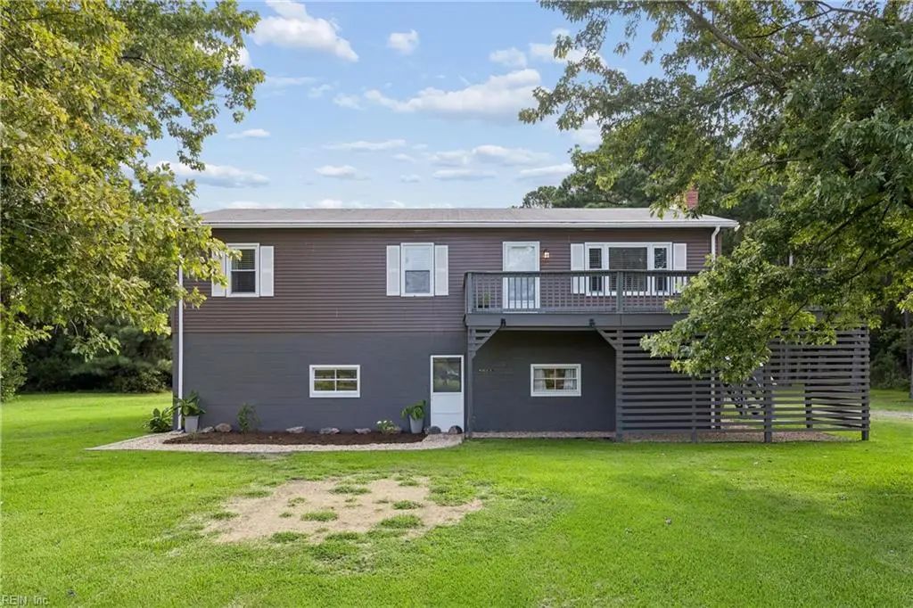 219 Wind Mill Point Rd, Hampton