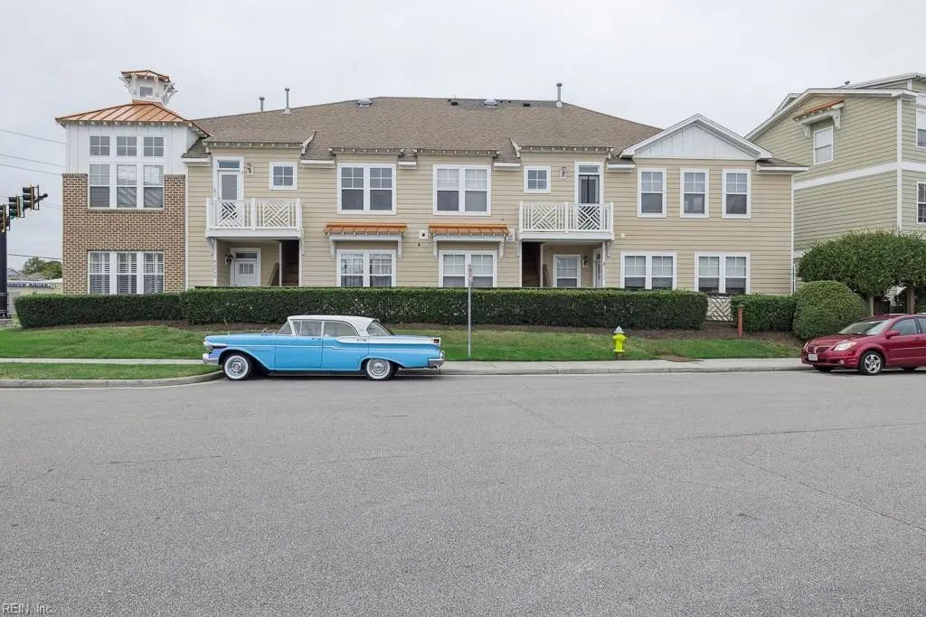 3704 Vintage Point Pl, Virginia Beach
