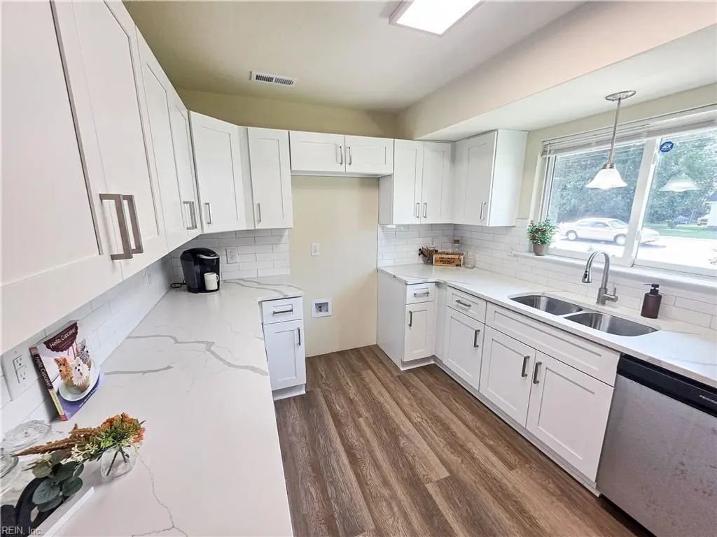1325 Great Bridge Blvd, Chesapeake