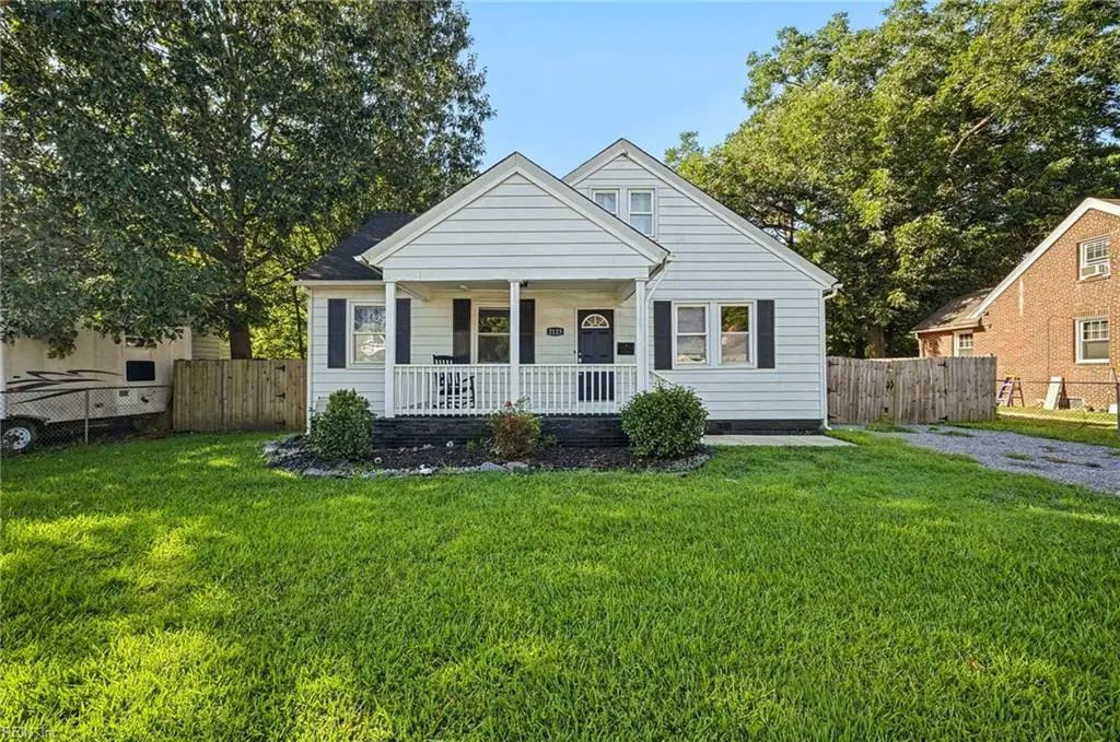 2123 Greenwood Dr, Portsmouth