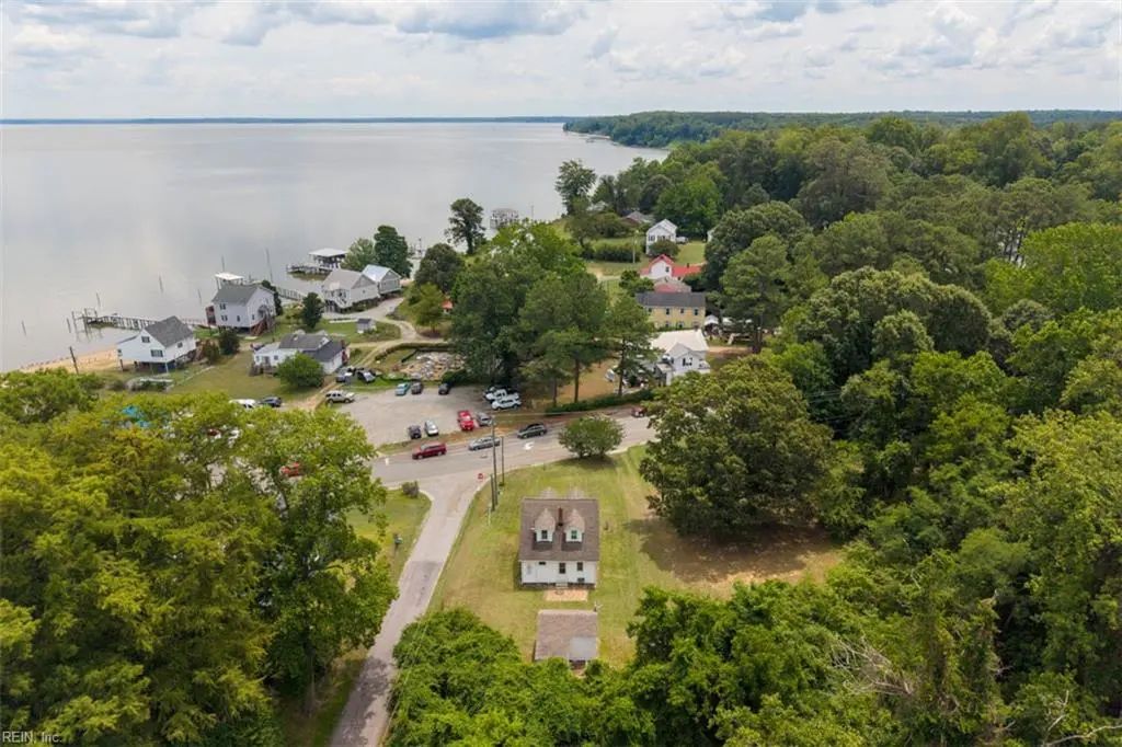16223 Rolfe Hwy, Surry County