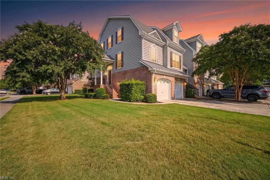 900 Buckhurst Ln, Virginia Beach