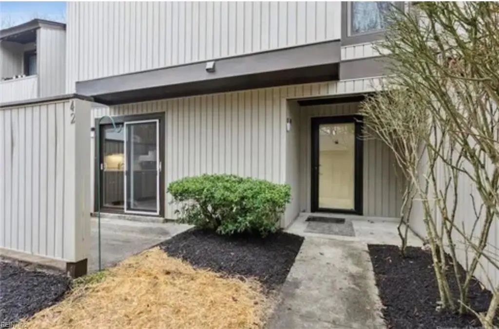 42 Spring E, James City County