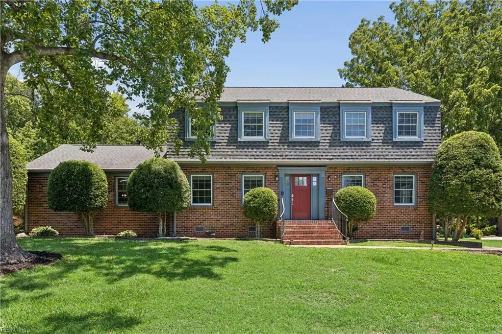10 Digges Dr, Newport News